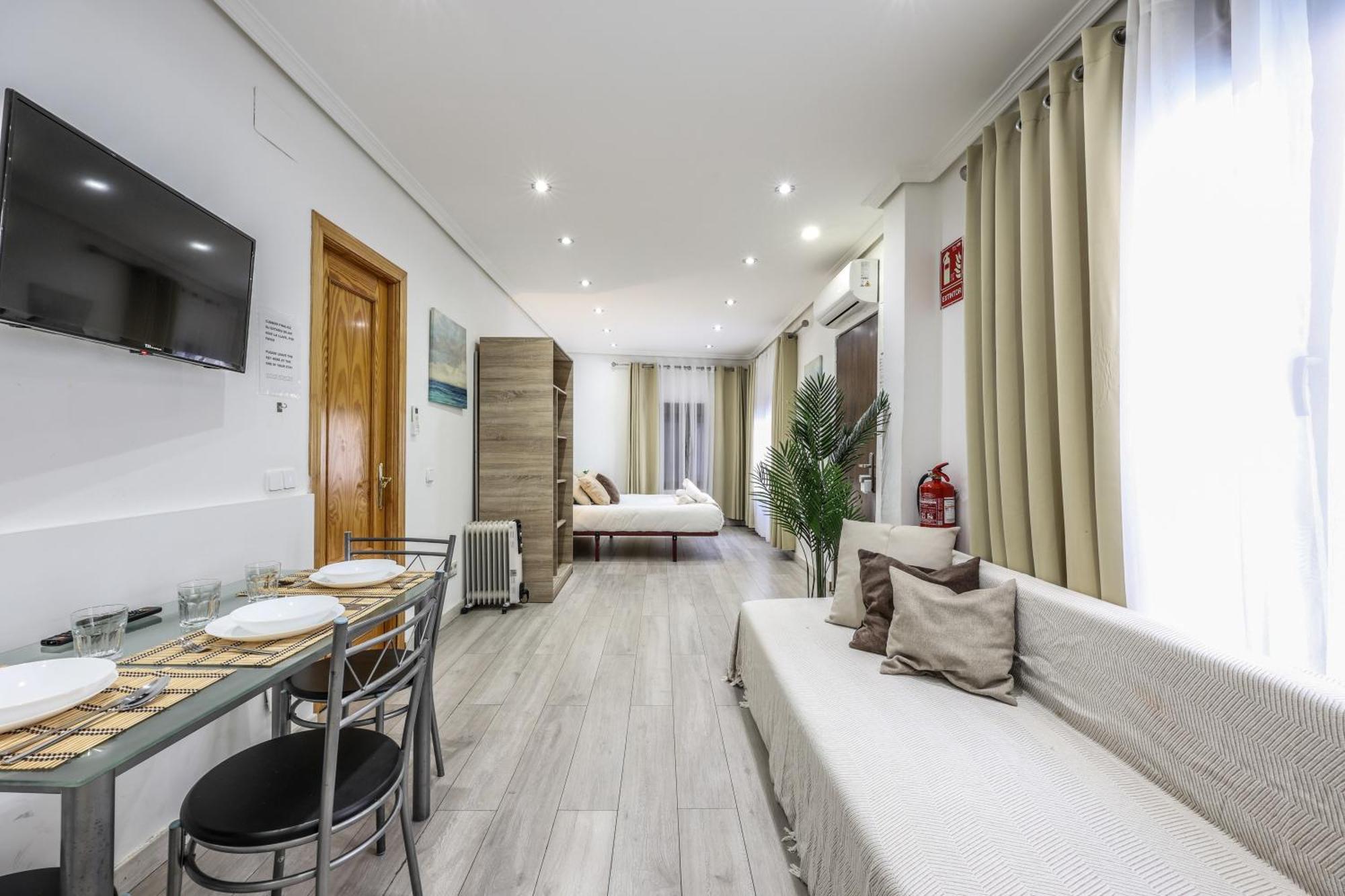 Appartamento Classy Close To Retiro Park,